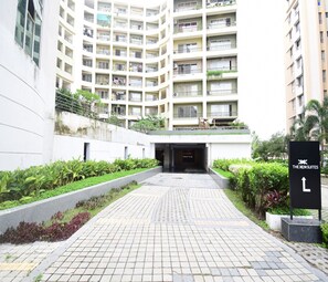 Exterior - The Xen Suites Kolkata Airport (Barasat)