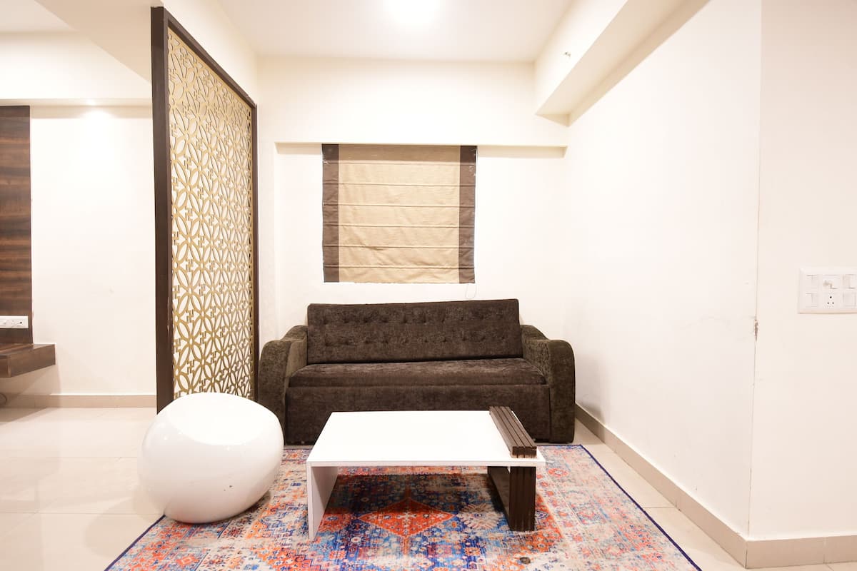 30-cm flat-screen tv with satellite channels, tv