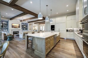 Fridge, microwave, oven, stovetop - 3 Dinghy - 2nd Row (25 Yards) to the Ocean. NEW, Beautiful Beach Home. (Hilton Head Island)