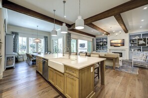 Fridge, microwave, oven, stovetop - 3 Dinghy - 2nd Row (25 Yards) to the Ocean. NEW, Beautiful Beach Home. (Hilton Head Island)