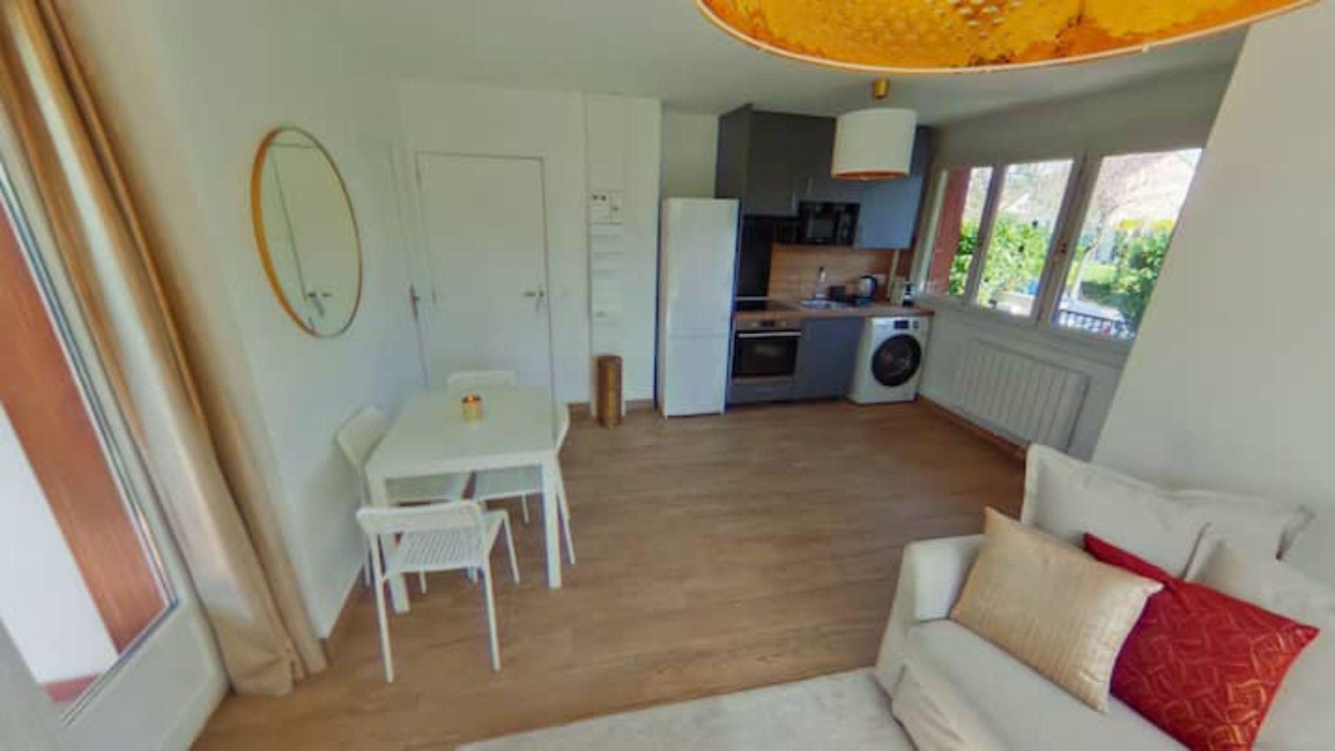 IDF05 Superbe appart cosy aéroport CDG wifi 4 pers