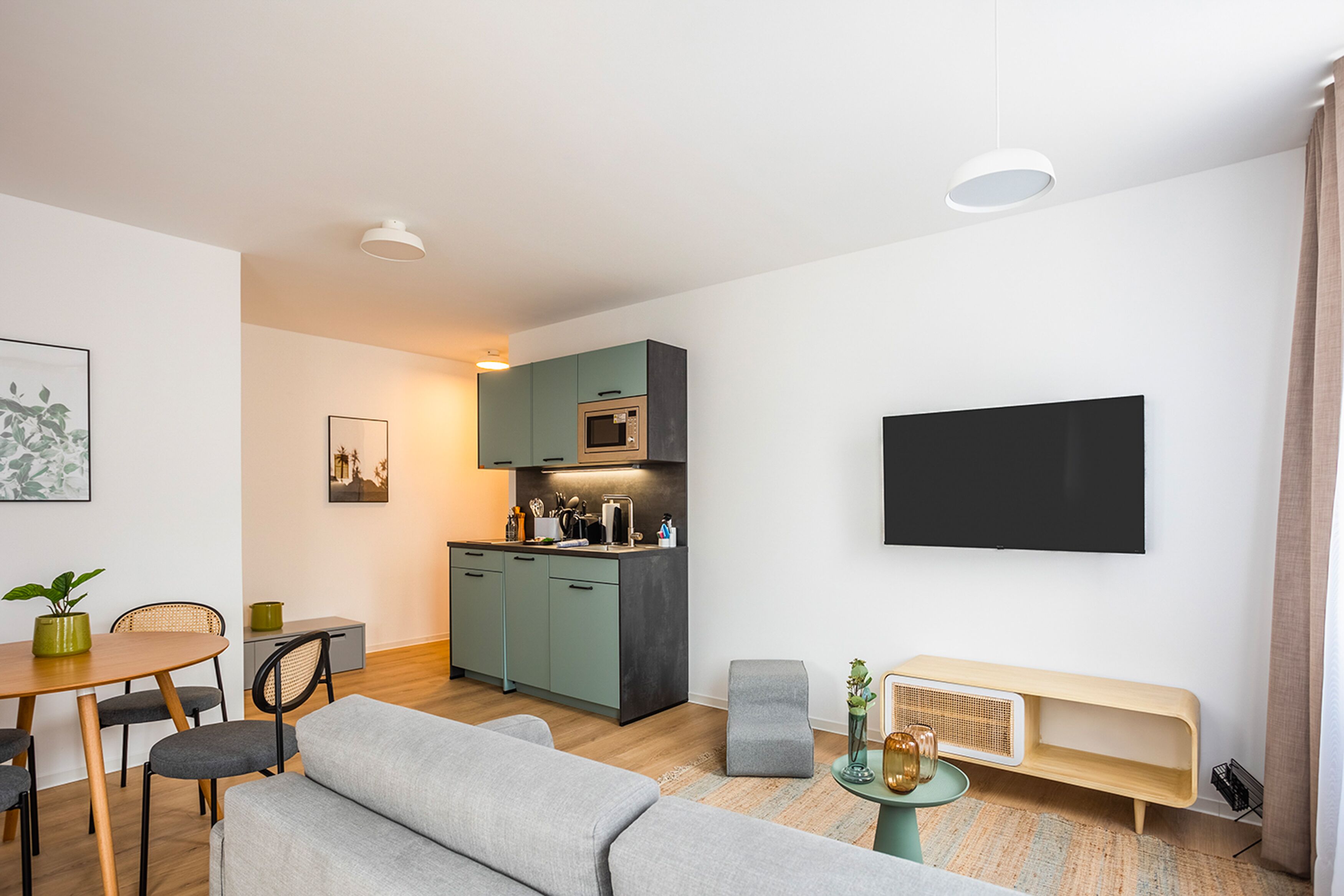 One - Bedroom Suite | Eigene Küche | Kühlschrank, Wasserkocher mit Kaffee-/Teezubehör, Wasserkocher