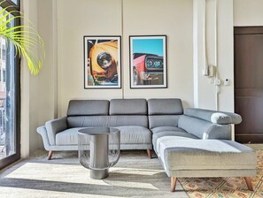 TV, offices