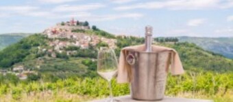 Rooms Cassa d'Oro in Motovun central Istria / Room Borgonja for 2 persons in scenic Motovun