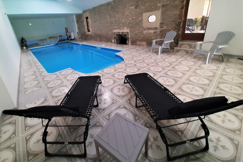 Farmhouse with indoor heated swimming pool