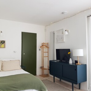 1 Schlafzimmer, Bügeleisen/Bügelbrett, kostenloses WLAN, Bettwäsche