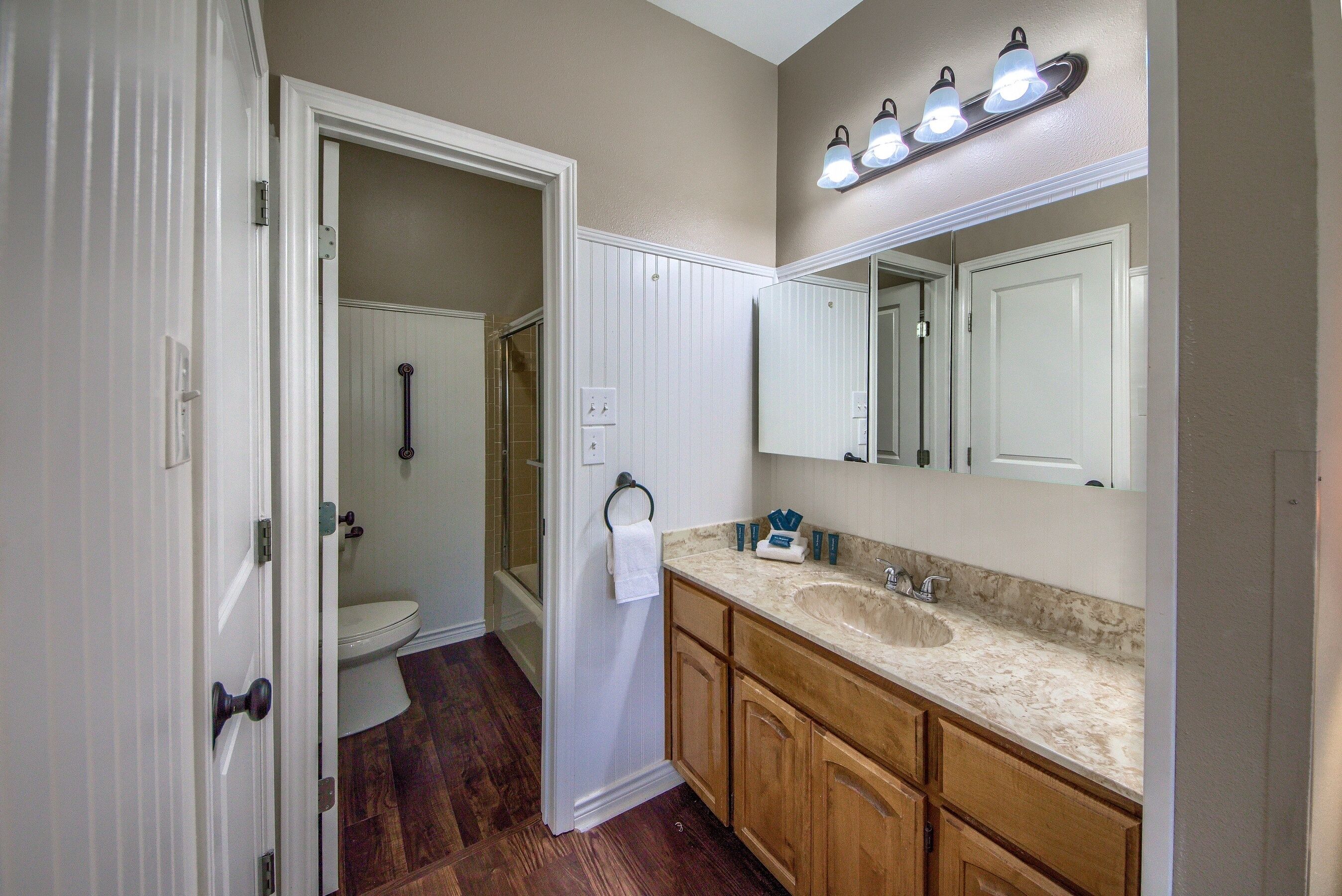 Ss 6b Teckelhaus 2 Bedroom Condo by Redawning