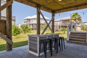 House, 6 Bedrooms | Terrace/patio