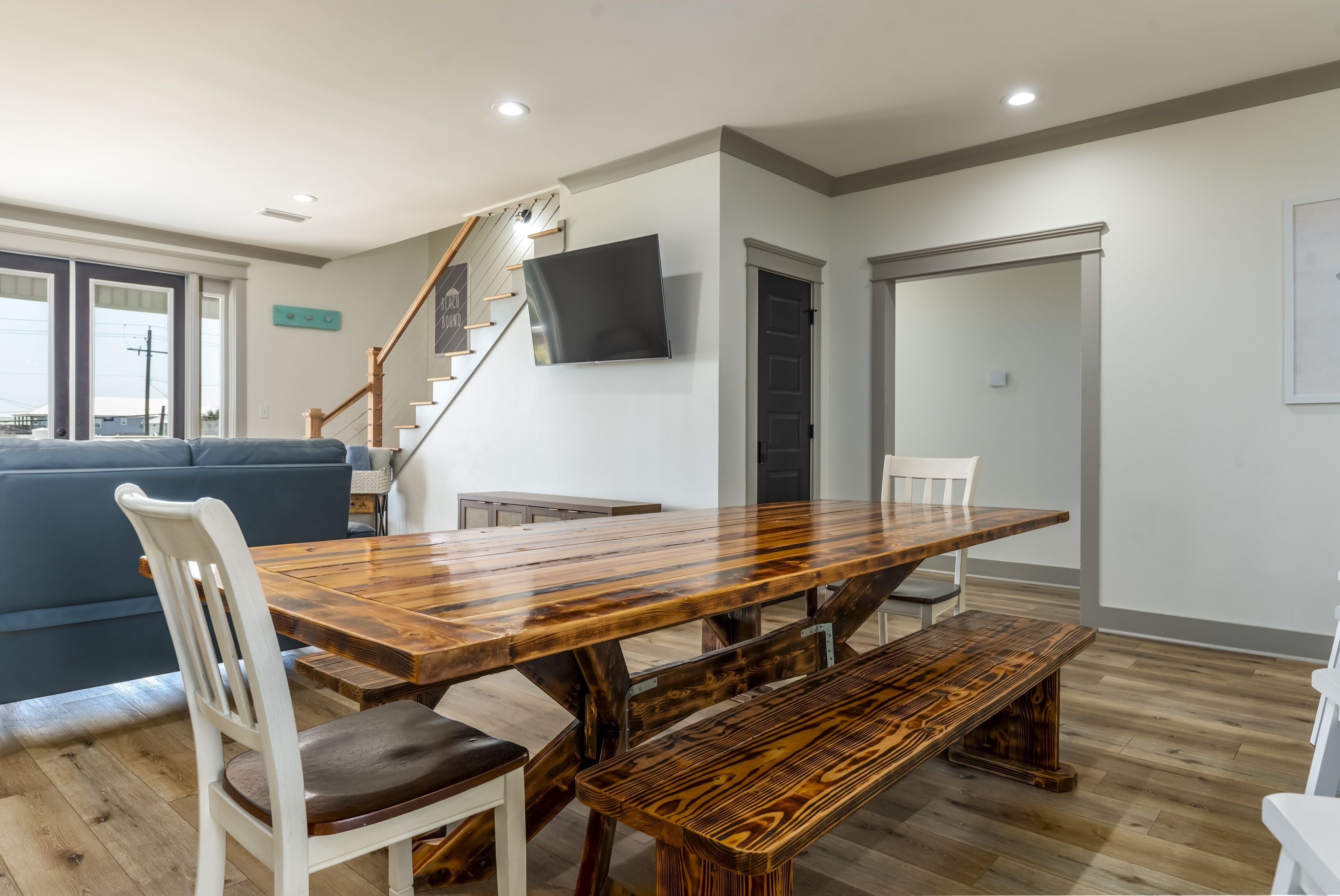 House, 6 Bedrooms | Dining