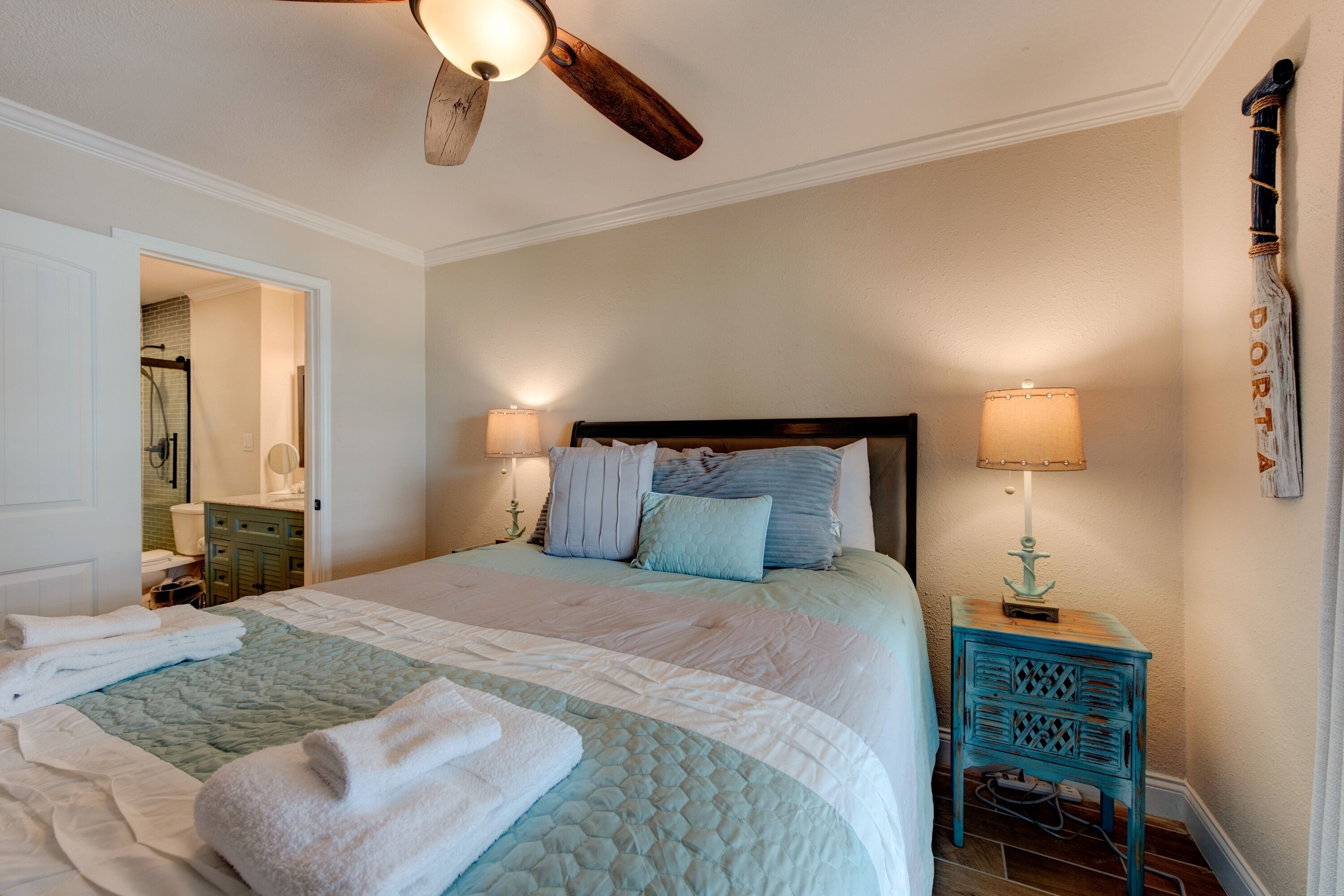 Bay Tree A13/14 3 Bedroom Condo by Redawning