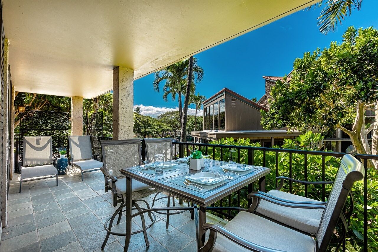 Condo, 2 Bedrooms | Outdoor dining