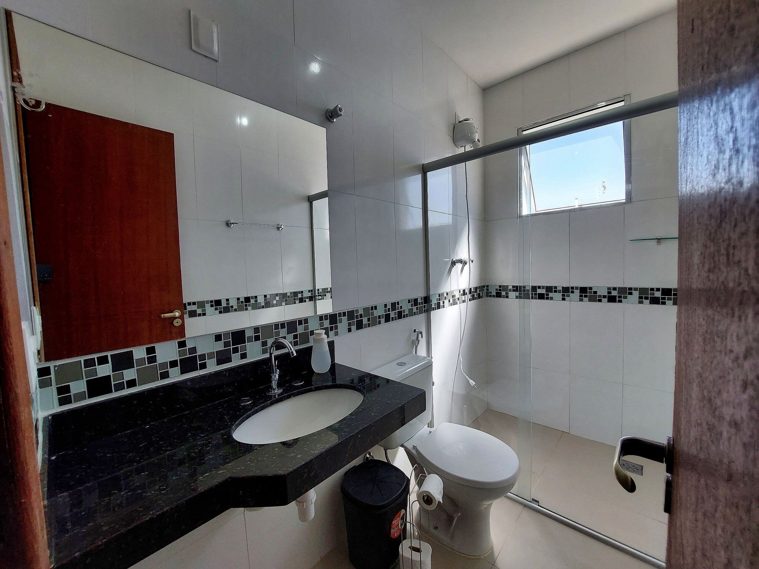 Shower, towels