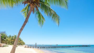 House, 2 Bedrooms | Beach