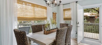 Moon's Doc: Newly Renovated | Secluded & Private