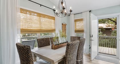 Moon's Doc: Newly Renovated | Secluded & Private