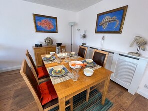 Dining - The Lodge, South Cotswolds, contemporary rural home, Spa Pool, views, parking (Chippenham)