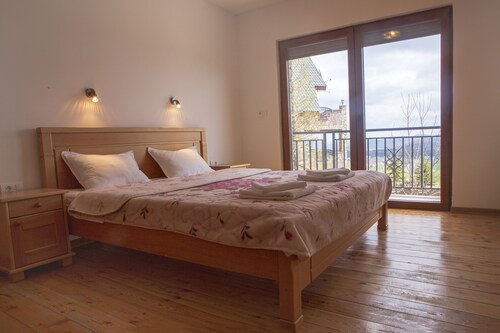 Summit One-Bedroom Apartment Retreat in Zabljak