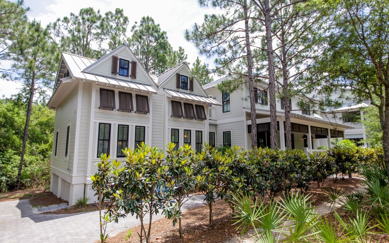 SPEND A FALL WEEKEND! Camp District Home Golf Cart. Pet friendly, Bikes!