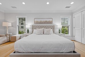 5 habitaciones, escritorio, tabla de planchar con plancha y wifi gratis 