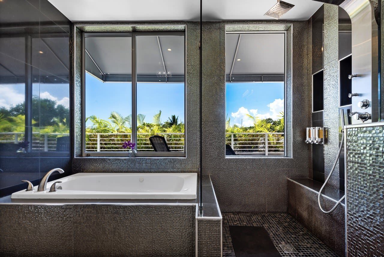 Modern Home w/ Roof Deck & Pool