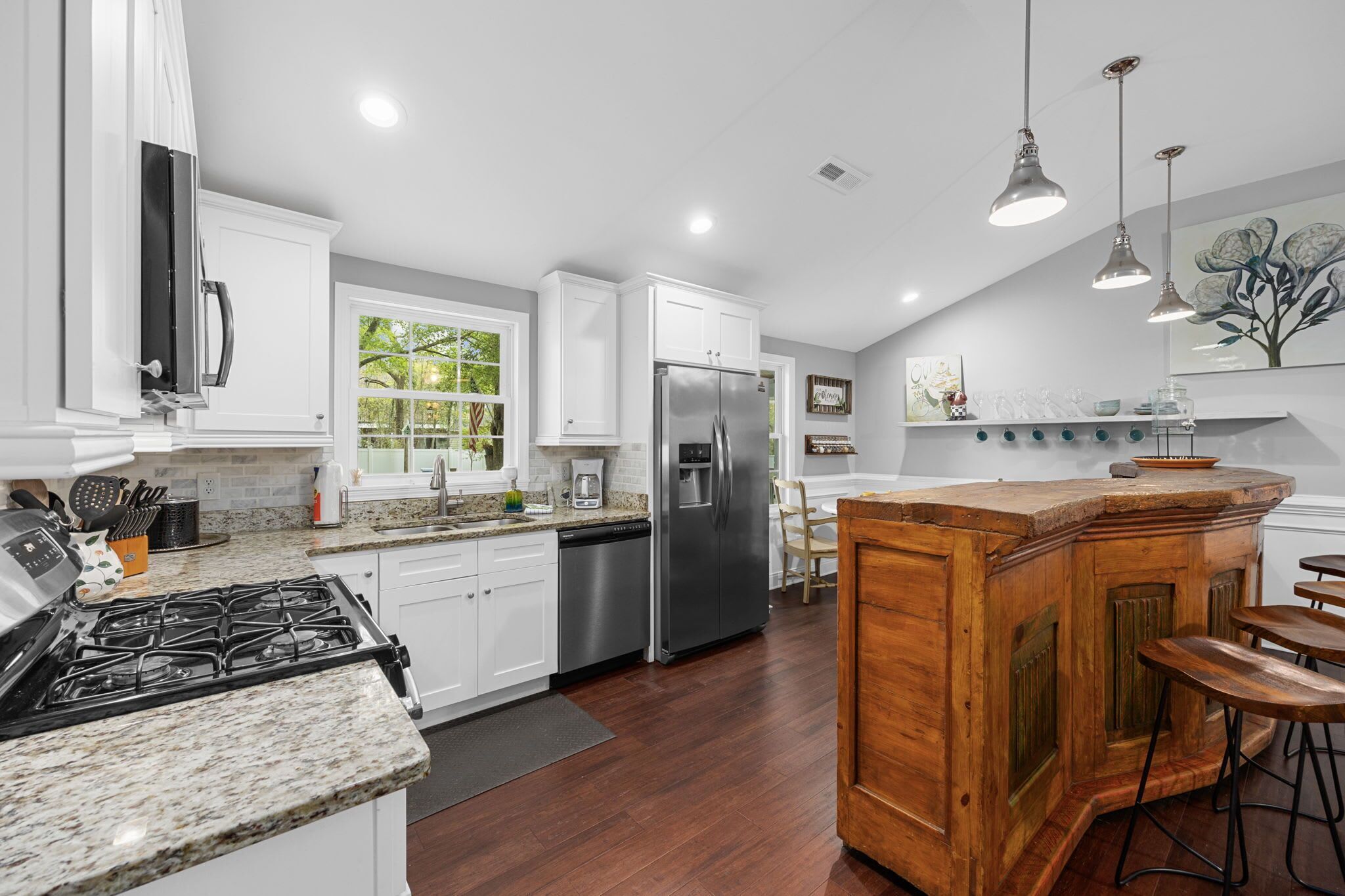 Latitude Adjustment Sleeps 9 in Murrells Inlet SC 4 bedrooms 3 full baths Near M