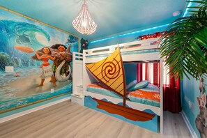 8 Schlafzimmer, Bügeleisen/Bügelbrett, Reisekinderbett, WLAN