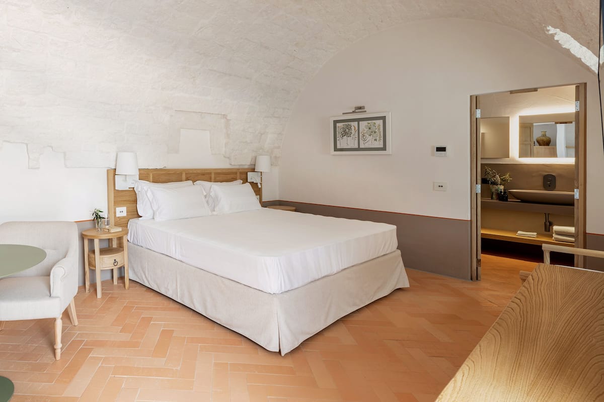 Chambre Double Confort, patio, vue jardin