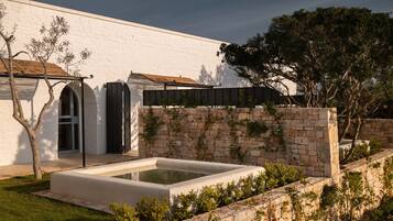 Luxury-Doppelzimmer, 1 King-Bett, eigener Pool, Meerblick | Eigener Whirlpool