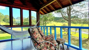 Luxury-Chalet, Whirlpool, Bergblick | Lanai (Veranda)