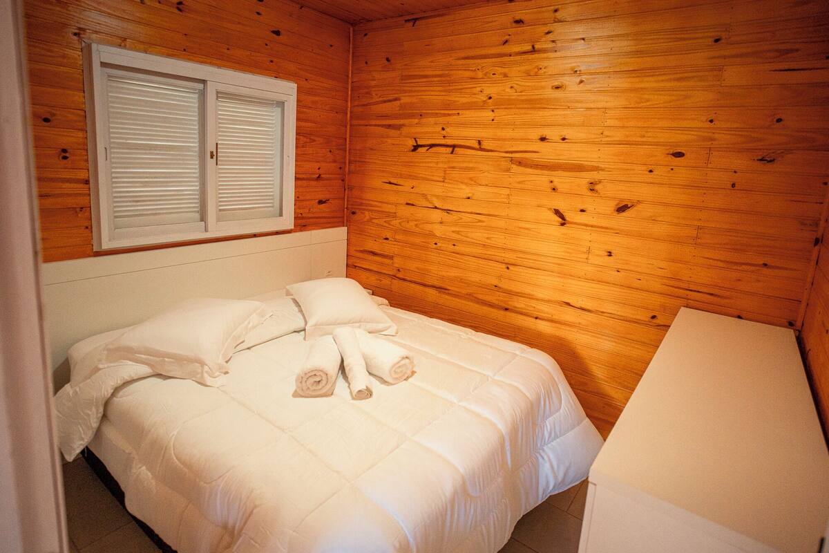 Chalet Mônaco | Draps en coton égyptien, literie de qualité, bureau
