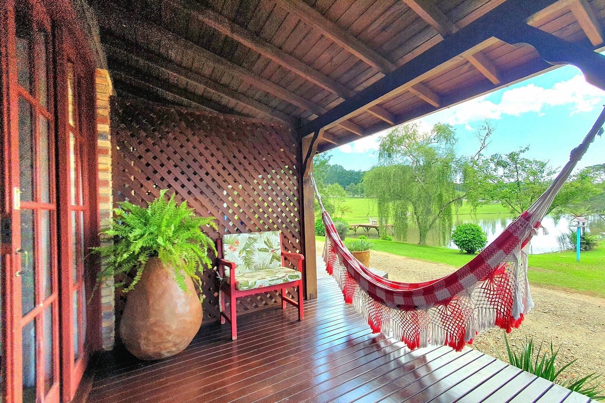 Chalet HortĂȘnsia - Rancho das Neves - Rancho Queimado - SC | Vue sur le lac