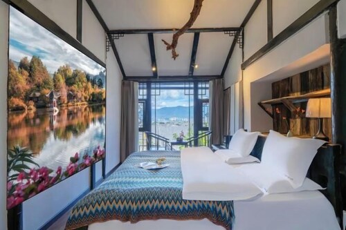 Kaohsiung Gu Jixiang Inn (Lijiang Ancient City Lion Mountain View Shop)