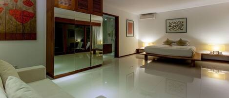 4 bedrooms, WiFi, bed sheets