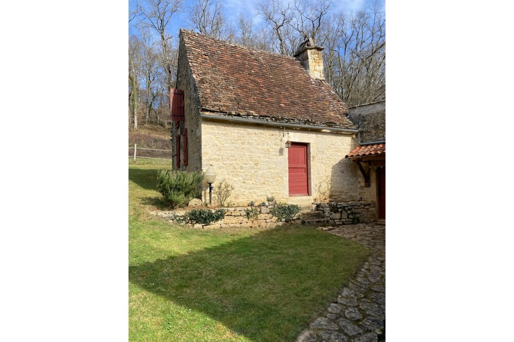 Old Bread Oven Moulin d'Iches