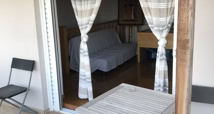 Beautiful Spacious apt in Nea Makri