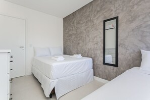 2 quartos, ferros/tábuas de passar roupa, Wi-Fi, roupa de cama