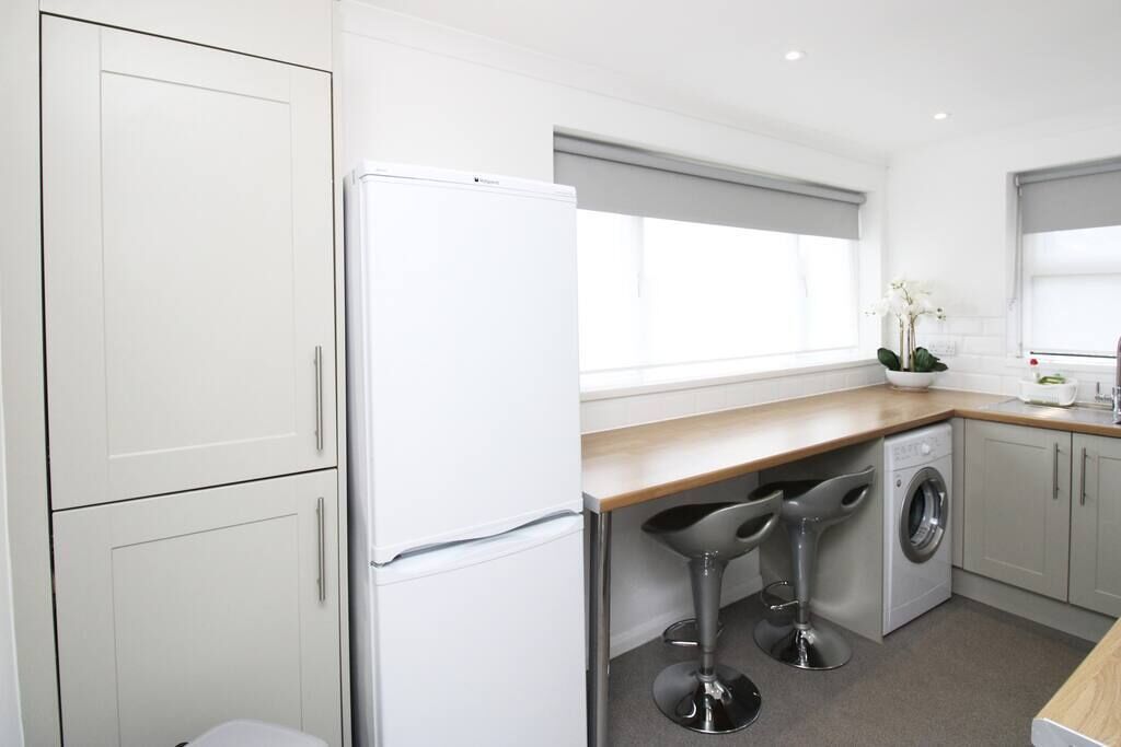 Modern and Cosy Flat For 4 in Fab Location