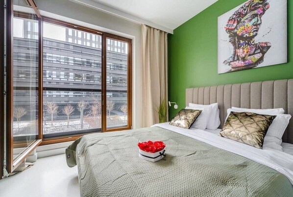 1 bedroom, iron/ironing board, travel crib, WiFi