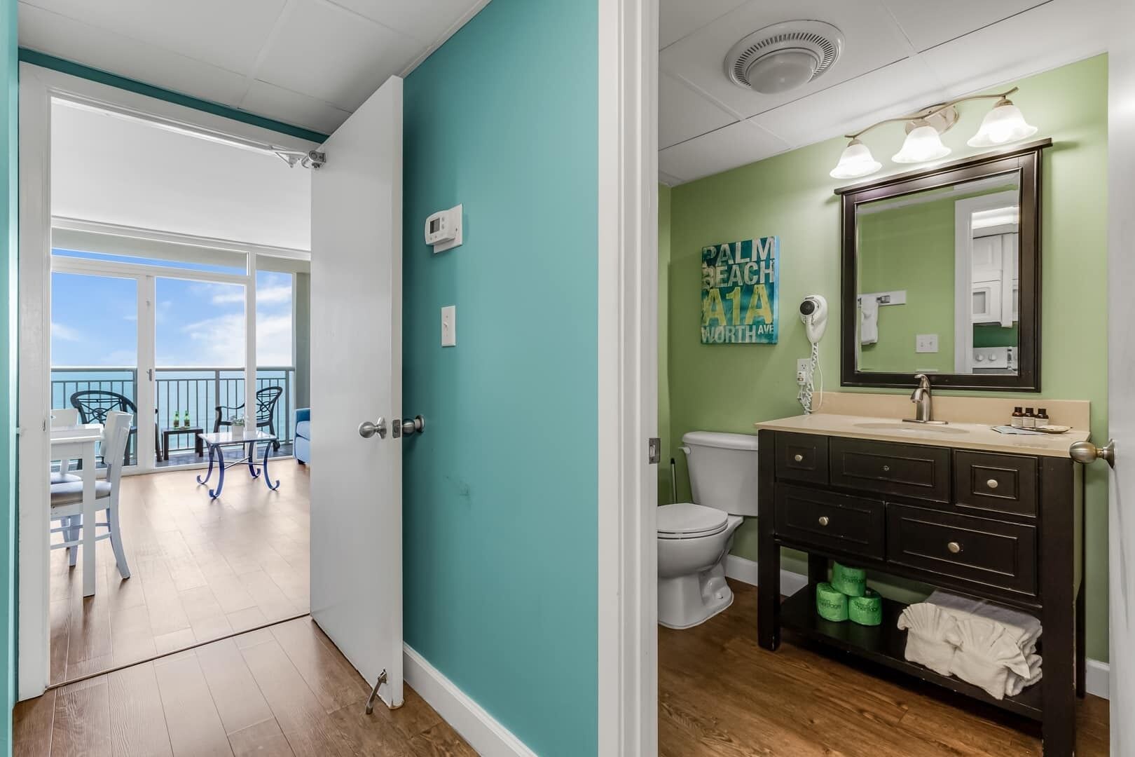 Crown Mare by StayMareni | Oceanfront King