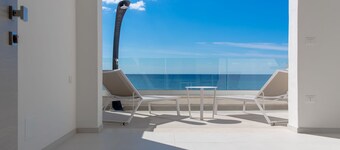 Sunset 194 beachfront