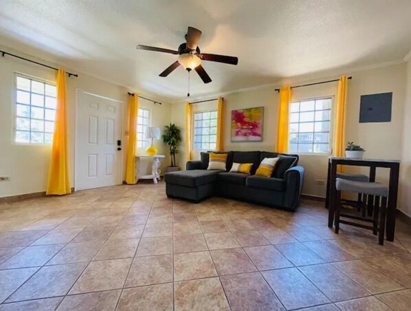 Smart TV - My Home Your Vacay - A short drive to the beach (Christiansted)