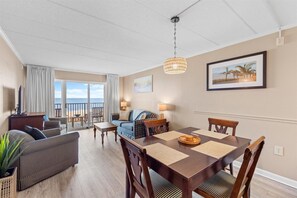 Interior - Two Bedroom Direct Oceanfront Condo (Ocean City)