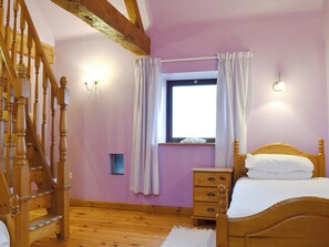 3 bedrooms, free WiFi, bed sheets