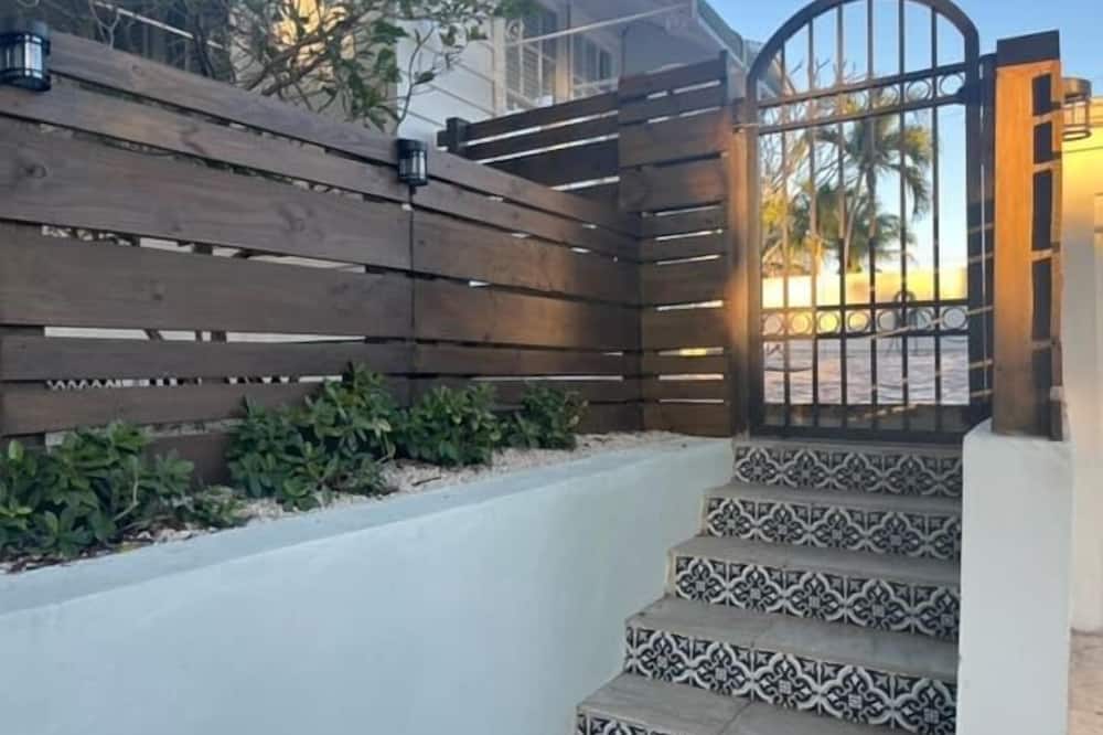 West Palm Beach Apartment