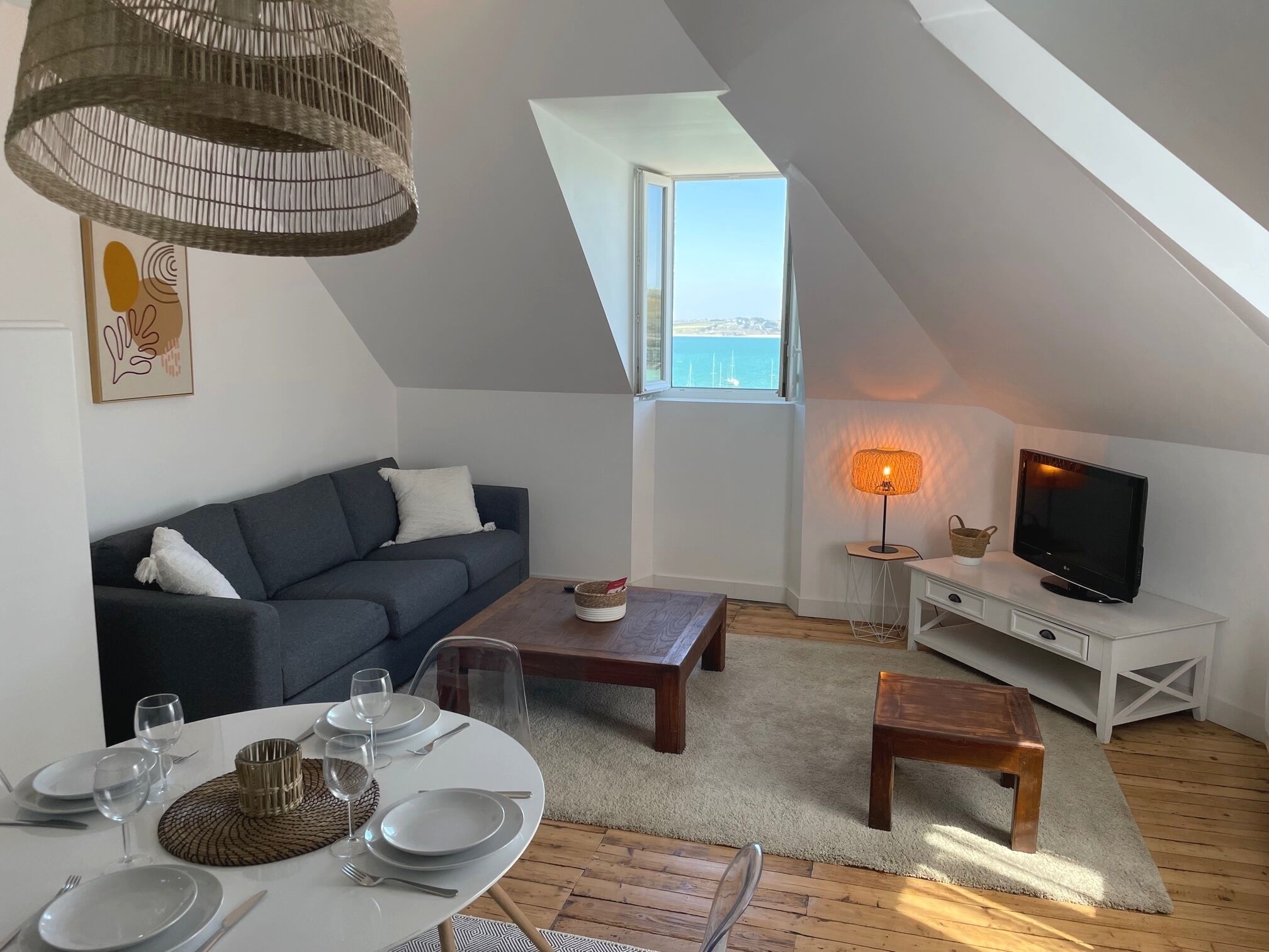 New Beautiful Sea View Apartment Port du Rosmeur