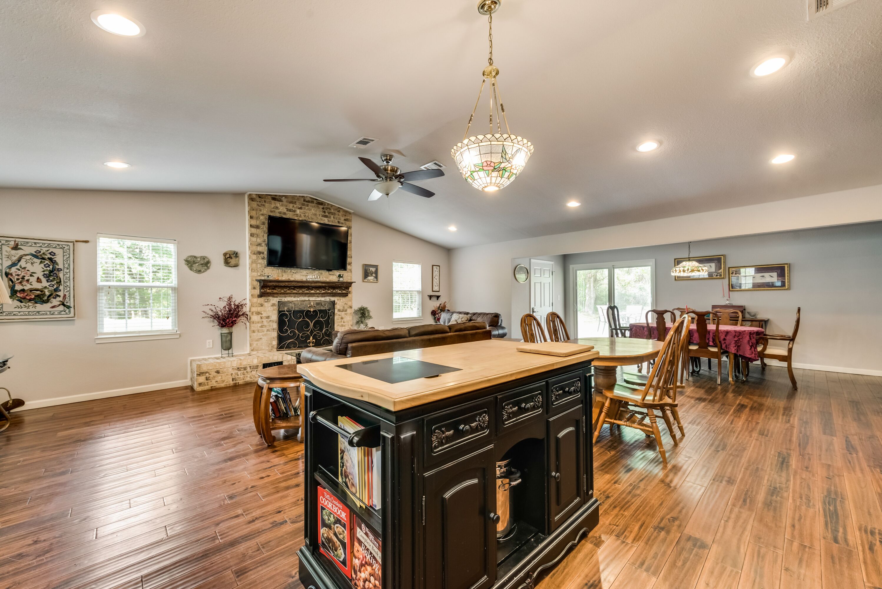 The Hummingbird House