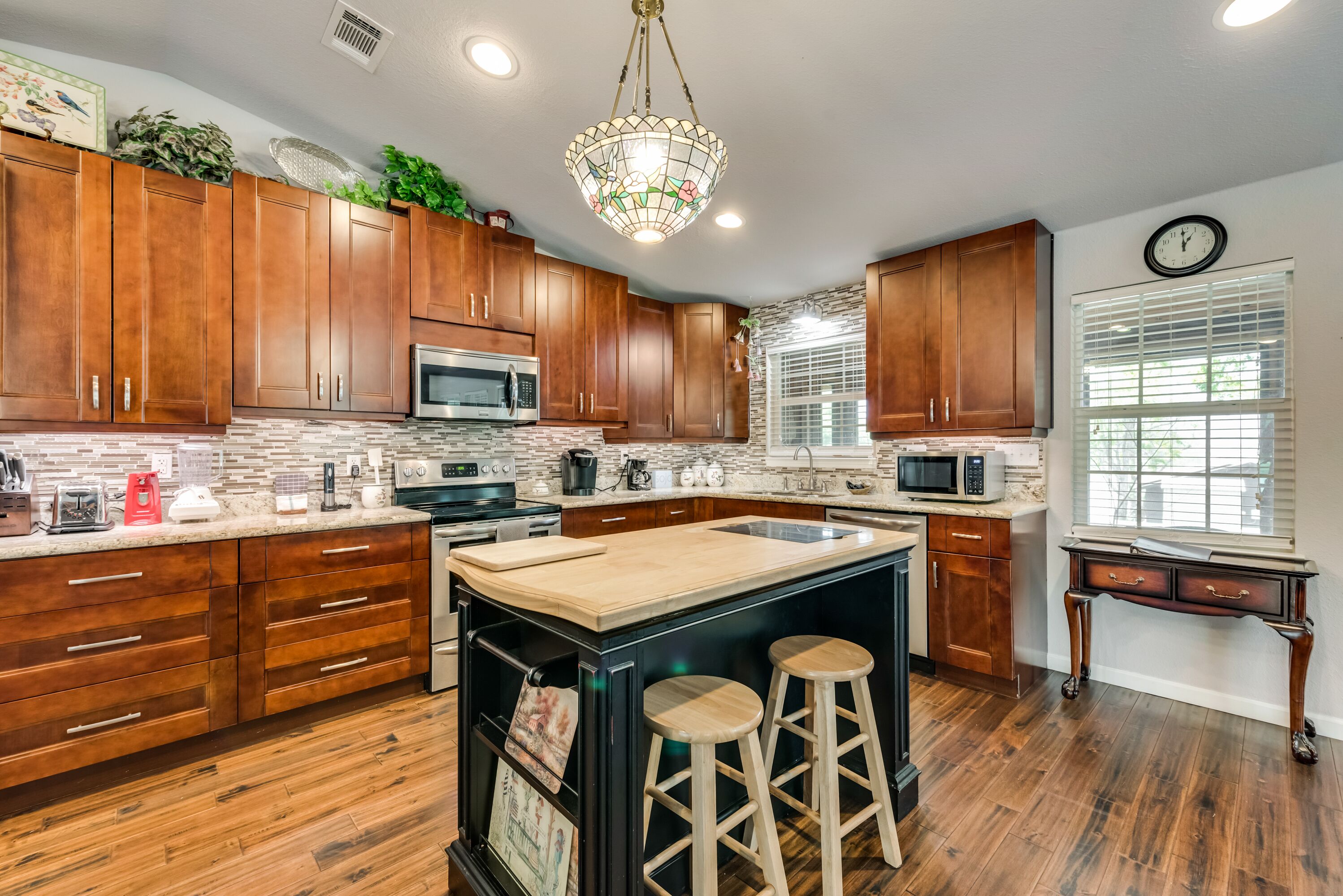 The Hummingbird House