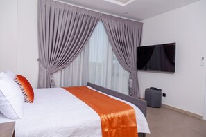 1 Schlafzimmer, Zimmersafe, Schreibtisch, WLAN