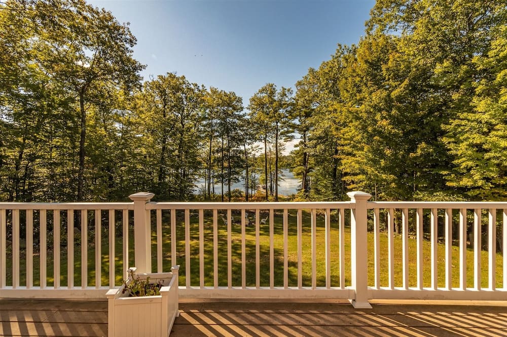 Deck House Limit 25 7 Bedroom Villa by RedAwning - Long Lake, ME