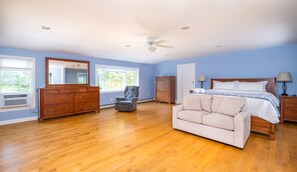 House, Multiple Bedrooms | 7 bedrooms, free WiFi